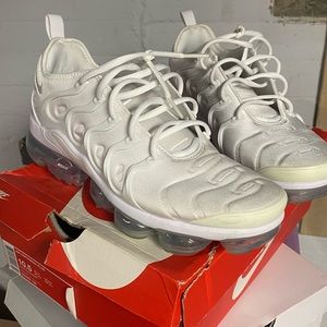 Men’s Nike Air Vapor max plus